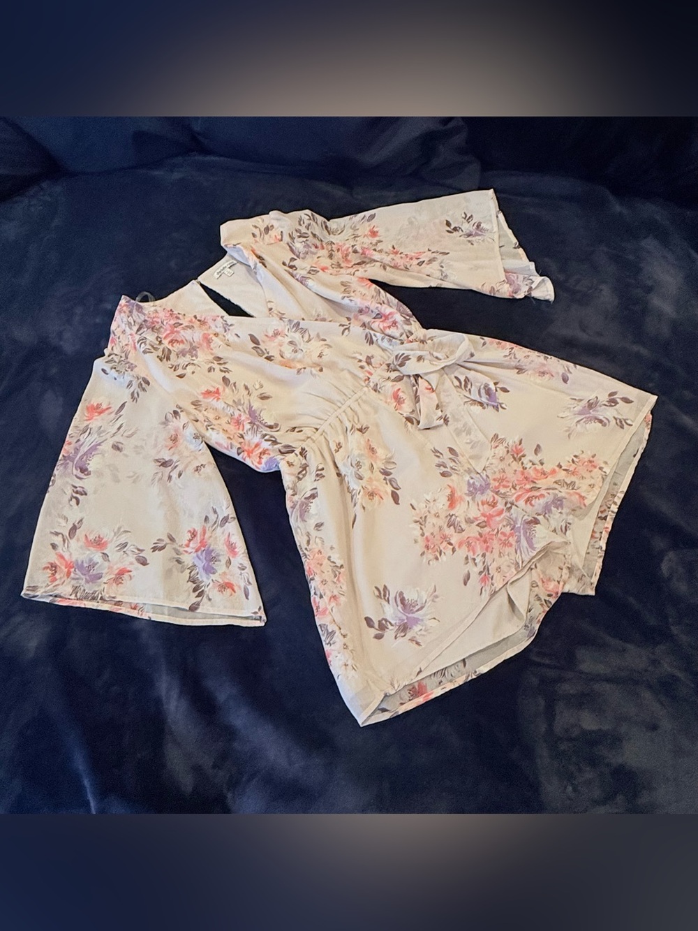 Soft pink Floral Tie-Waist romper with Bell Sleeves